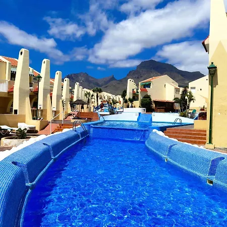 Prázdninový dům Fantastic 3 Bedrooms Mareverde, Wifi Free Costa Adeje (Tenerife)