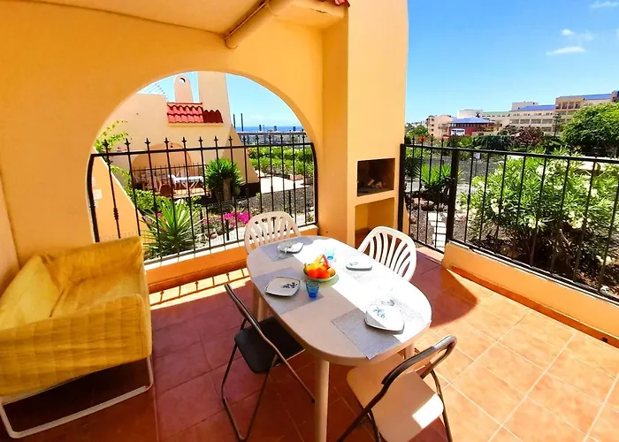 Fantastic 3 Bedrooms Mareverde, Wifi Free 펜션