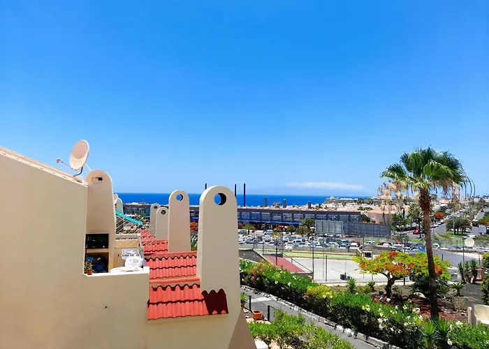 Fantastic 3 Bedrooms Mareverde, Wifi Free * 阿德耶