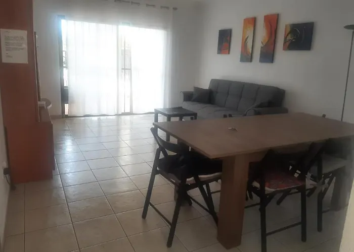 펜션 Fantastic 3 Bedrooms Mareverde, Wifi Free *