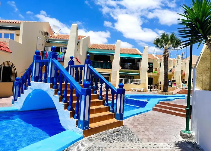 Fantastic 3 Bedrooms Mareverde, Wifi Free Casa vacanze *